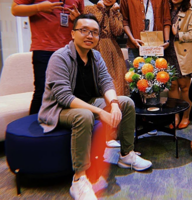 Dũng trong thời gian làm việc tại OneMount